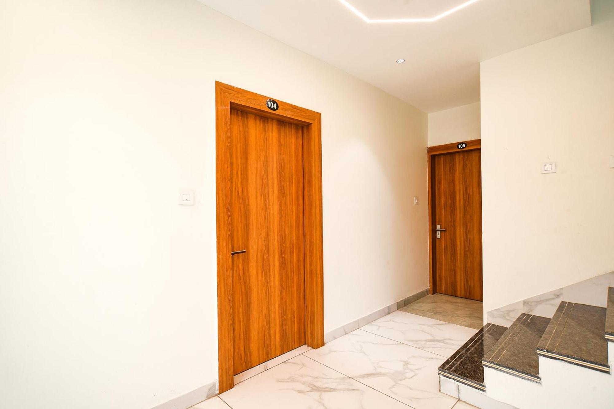 אויאיין Fabhotel Shree Nakoda Paradise מראה חיצוני תמונה
